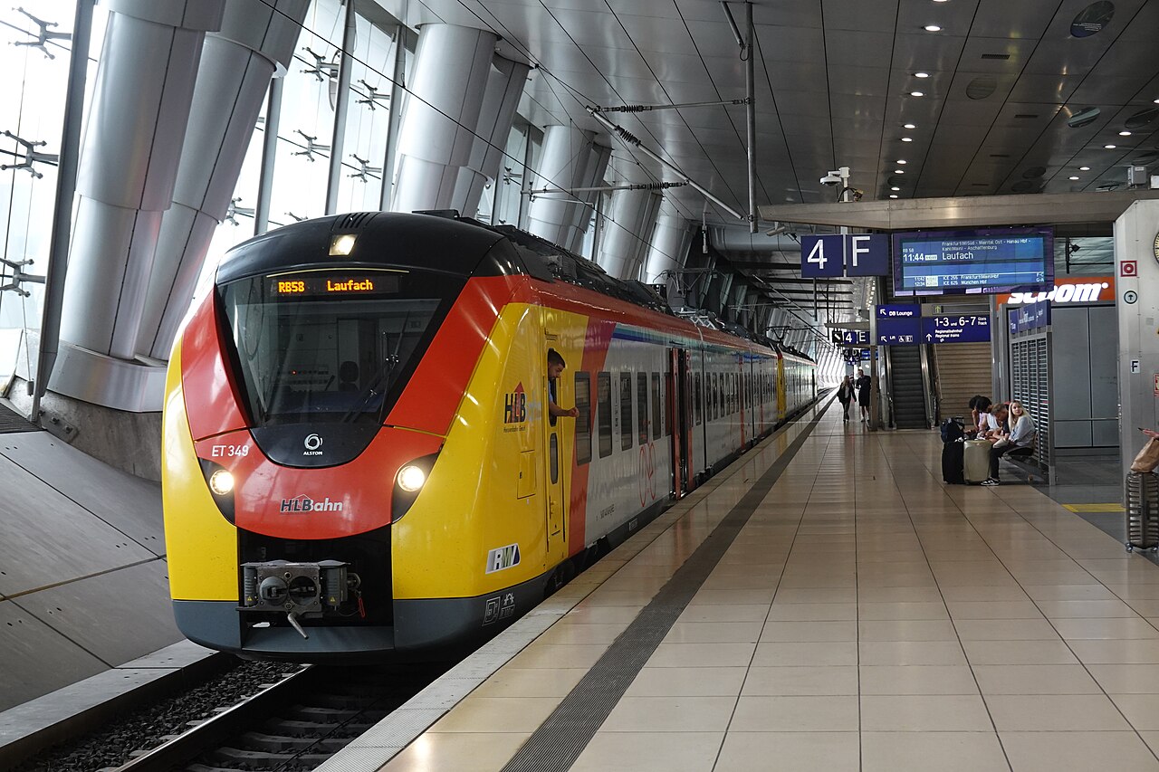 A train at Frankfurt Airport railway station.