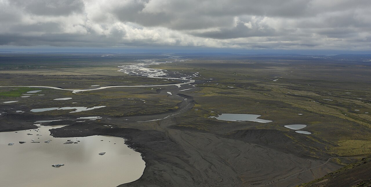 Rivers and mountain scenery viewed from a national park viewpoint.